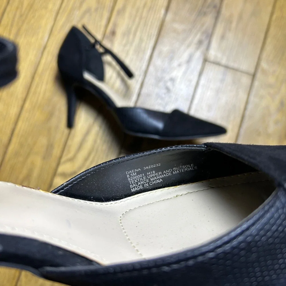 Jones New York Signature Daena Black Pointed Toe Ankle Strap‎ Pumps Heels 8.5M